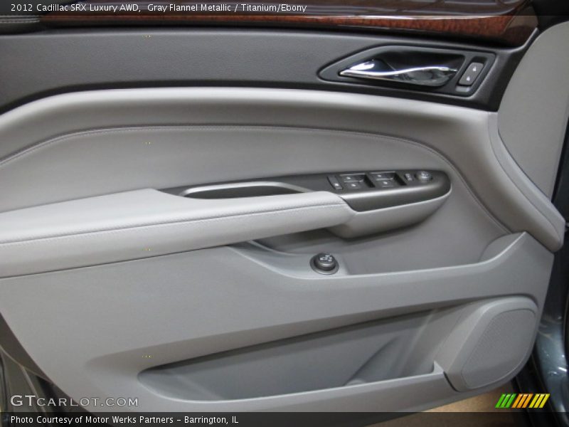 Gray Flannel Metallic / Titanium/Ebony 2012 Cadillac SRX Luxury AWD