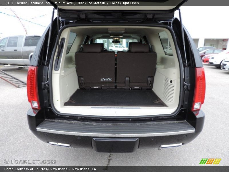 2013 Escalade ESV Platinum AWD Trunk