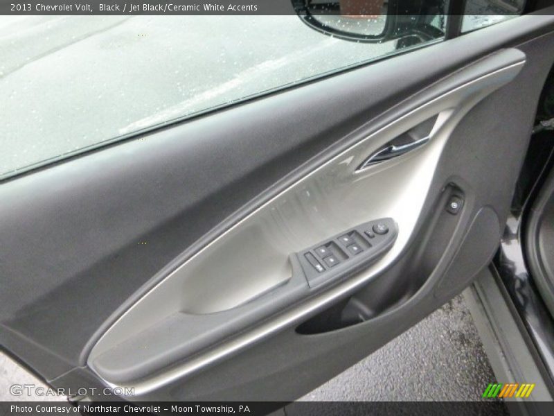 Black / Jet Black/Ceramic White Accents 2013 Chevrolet Volt