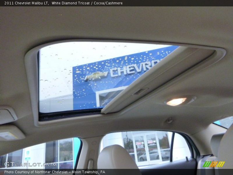White Diamond Tricoat / Cocoa/Cashmere 2011 Chevrolet Malibu LT