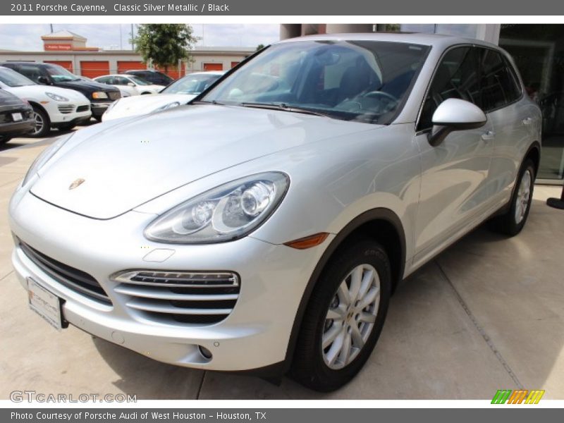 Classic Silver Metallic / Black 2011 Porsche Cayenne