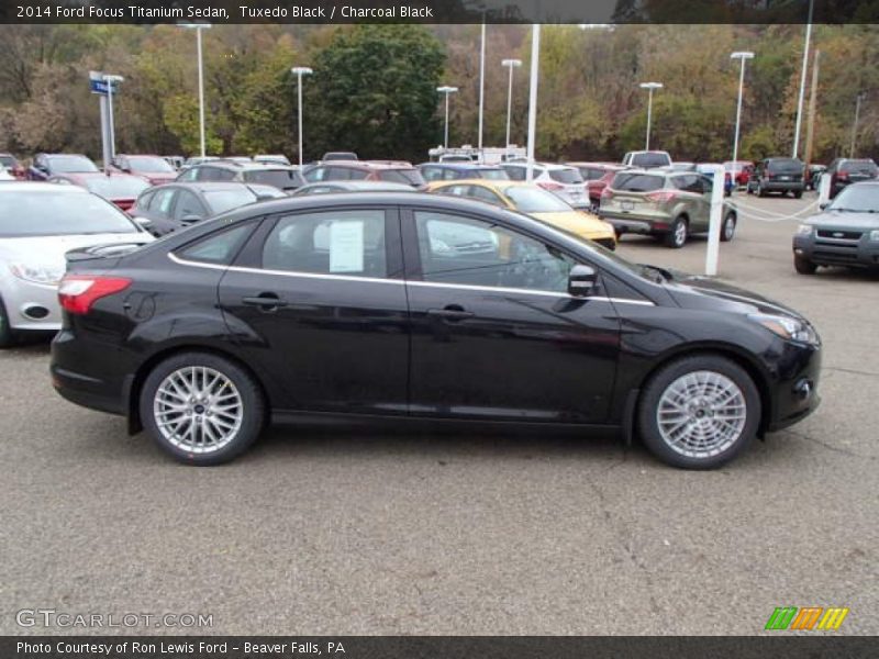 Tuxedo Black / Charcoal Black 2014 Ford Focus Titanium Sedan