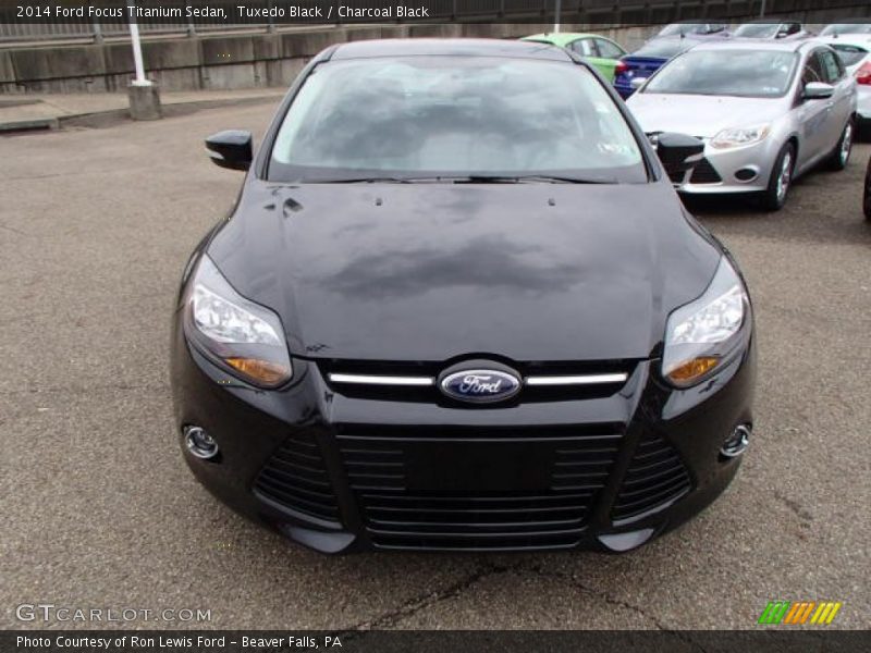 Tuxedo Black / Charcoal Black 2014 Ford Focus Titanium Sedan