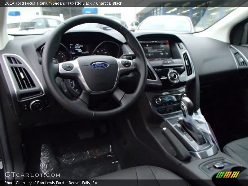 Tuxedo Black / Charcoal Black 2014 Ford Focus Titanium Sedan