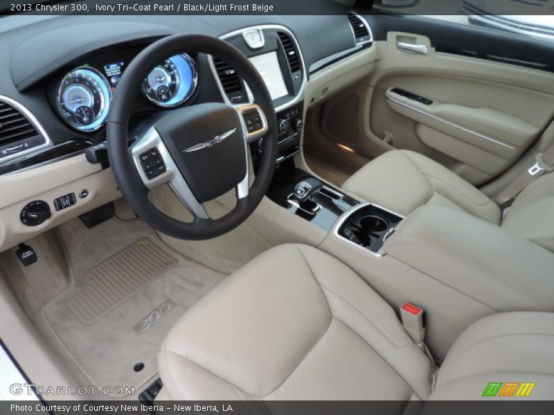 Ivory Tri-Coat Pearl / Black/Light Frost Beige 2013 Chrysler 300