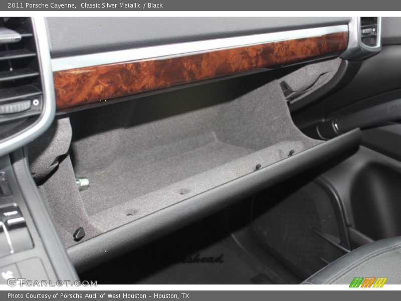 Classic Silver Metallic / Black 2011 Porsche Cayenne