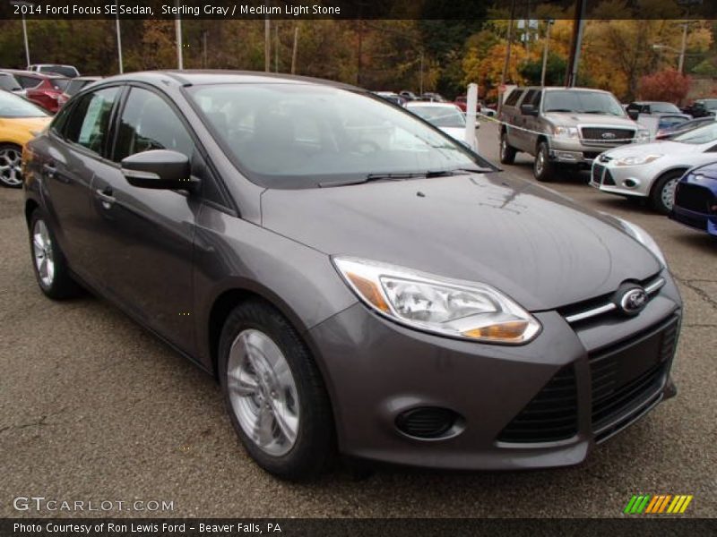 Sterling Gray / Medium Light Stone 2014 Ford Focus SE Sedan