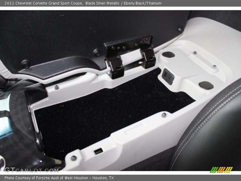 Blade Silver Metallic / Ebony Black/Titanium 2011 Chevrolet Corvette Grand Sport Coupe