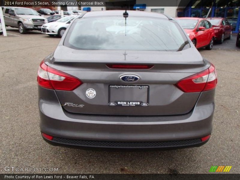 Sterling Gray / Charcoal Black 2014 Ford Focus S Sedan