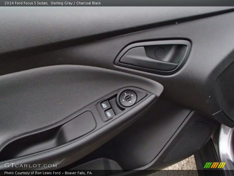 Sterling Gray / Charcoal Black 2014 Ford Focus S Sedan
