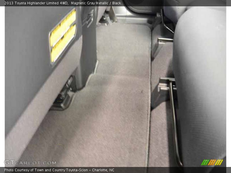 Magnetic Gray Metallic / Black 2013 Toyota Highlander Limited 4WD