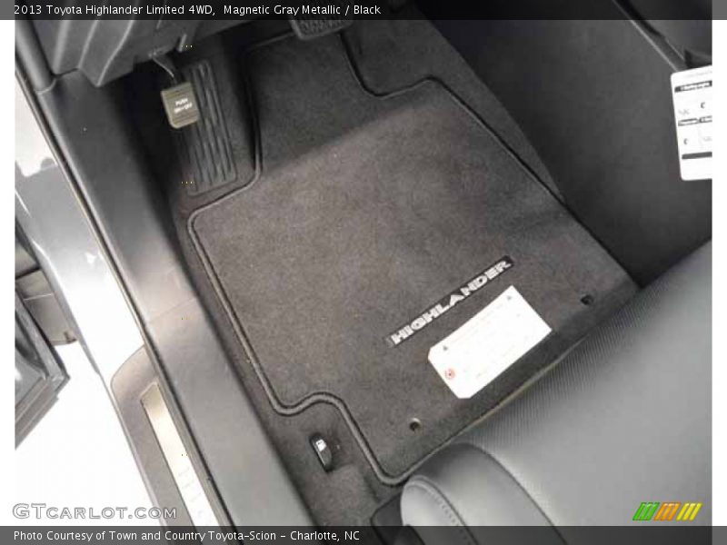 Magnetic Gray Metallic / Black 2013 Toyota Highlander Limited 4WD