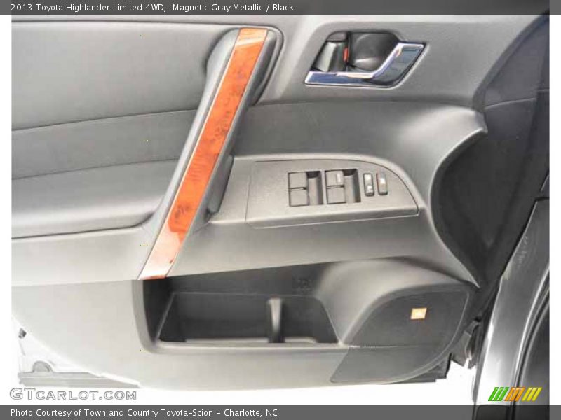 Magnetic Gray Metallic / Black 2013 Toyota Highlander Limited 4WD
