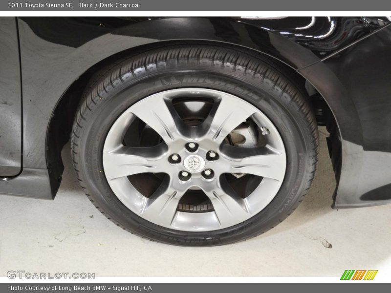 Black / Dark Charcoal 2011 Toyota Sienna SE