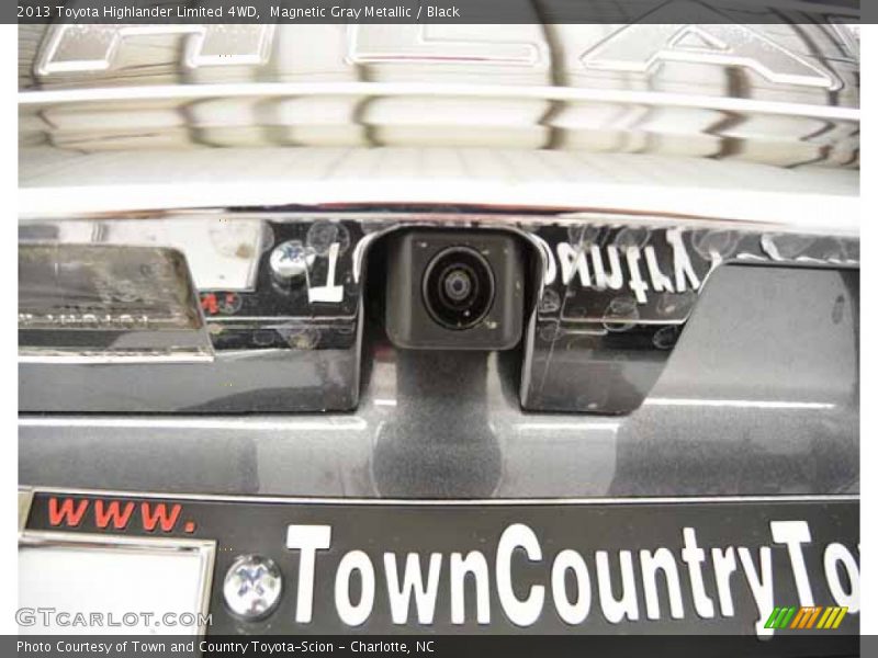 Magnetic Gray Metallic / Black 2013 Toyota Highlander Limited 4WD