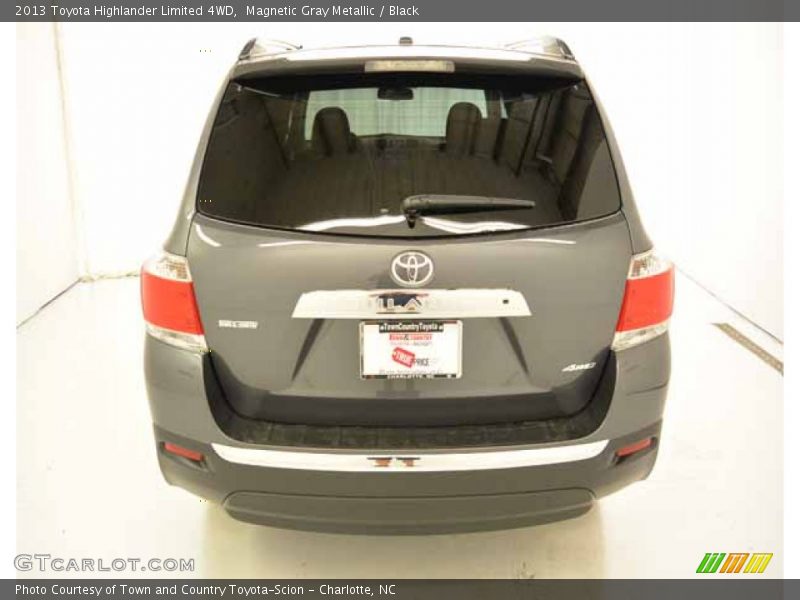 Magnetic Gray Metallic / Black 2013 Toyota Highlander Limited 4WD