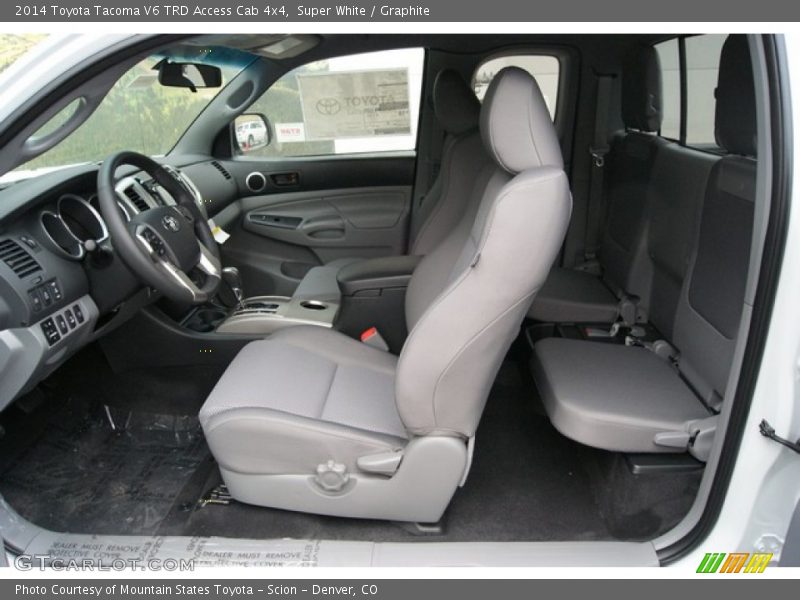 Super White / Graphite 2014 Toyota Tacoma V6 TRD Access Cab 4x4