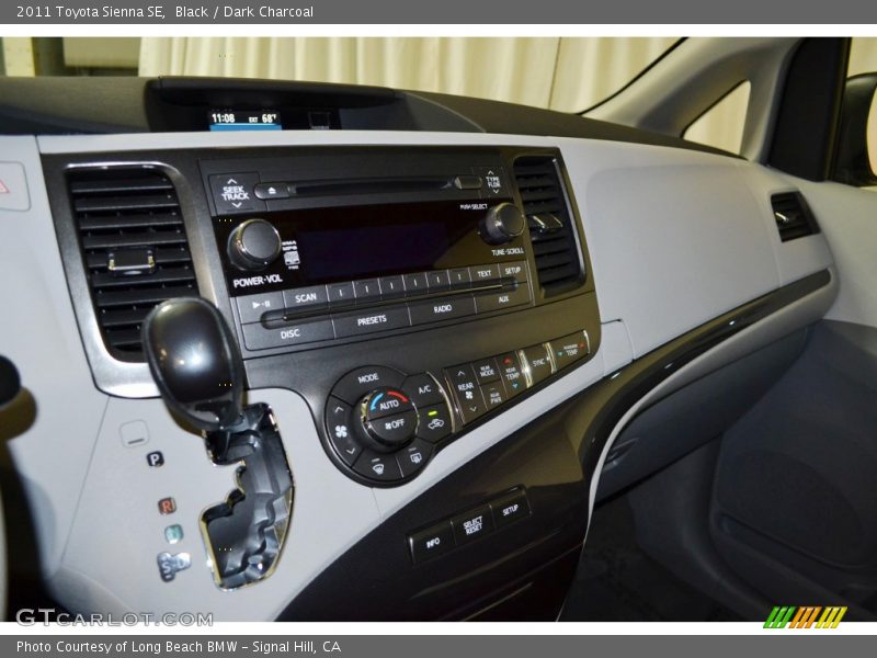 Black / Dark Charcoal 2011 Toyota Sienna SE