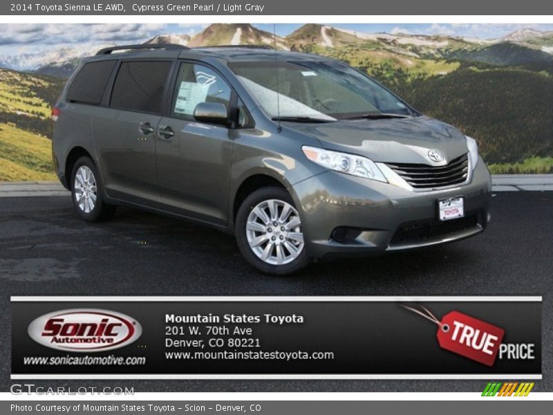 Cypress Green Pearl / Light Gray 2014 Toyota Sienna LE AWD
