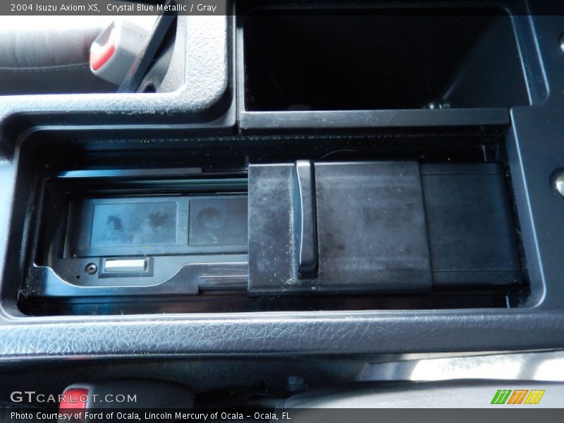 Crystal Blue Metallic / Gray 2004 Isuzu Axiom XS