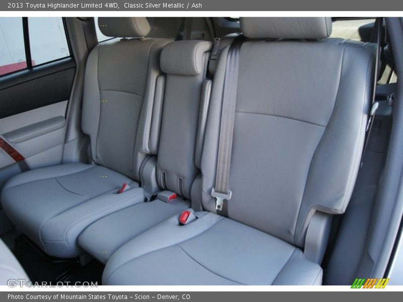Classic Silver Metallic / Ash 2013 Toyota Highlander Limited 4WD