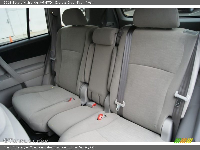 Cypress Green Pearl / Ash 2013 Toyota Highlander V6 4WD