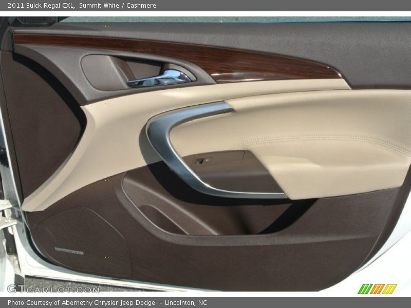 Summit White / Cashmere 2011 Buick Regal CXL