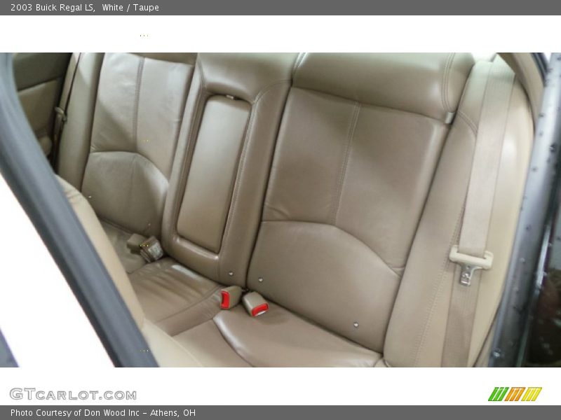 White / Taupe 2003 Buick Regal LS