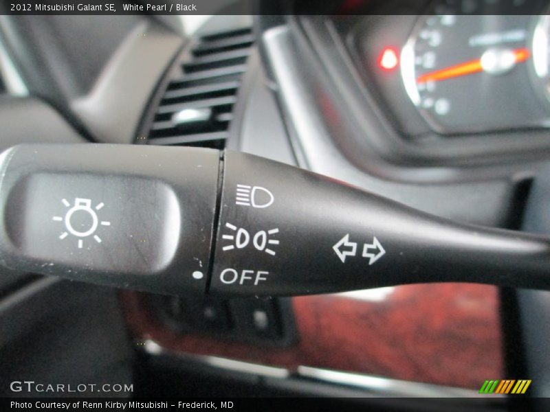 White Pearl / Black 2012 Mitsubishi Galant SE