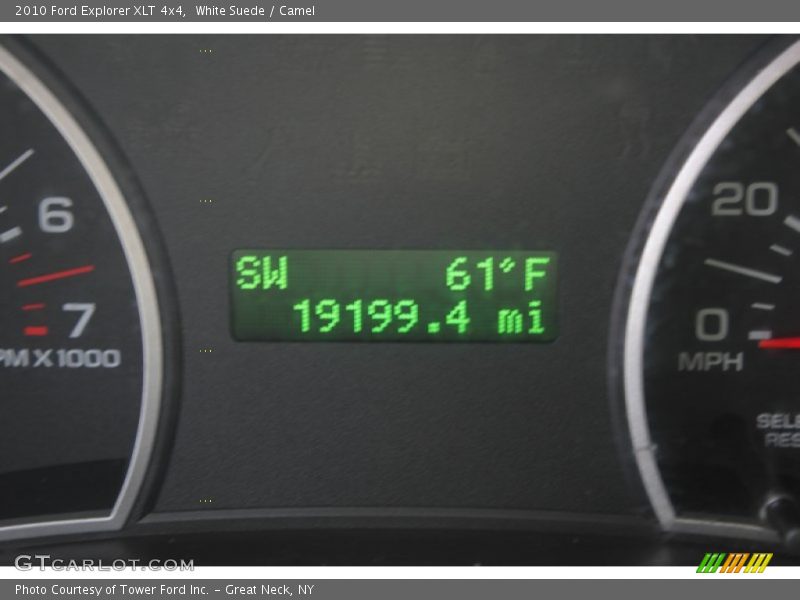 White Suede / Camel 2010 Ford Explorer XLT 4x4