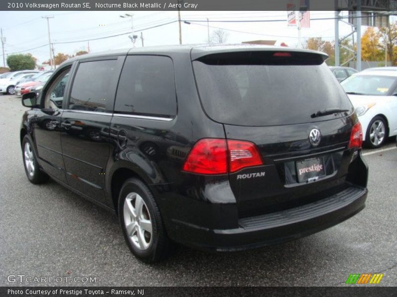 Nocturne Black Metallic / Aero Gray 2010 Volkswagen Routan SE