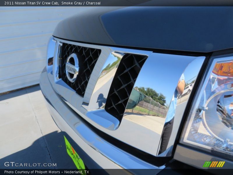 Smoke Gray / Charcoal 2011 Nissan Titan SV Crew Cab