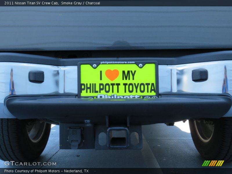 Smoke Gray / Charcoal 2011 Nissan Titan SV Crew Cab