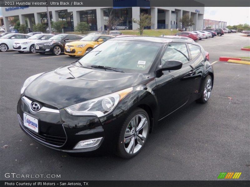 Ultra Black / Black 2013 Hyundai Veloster