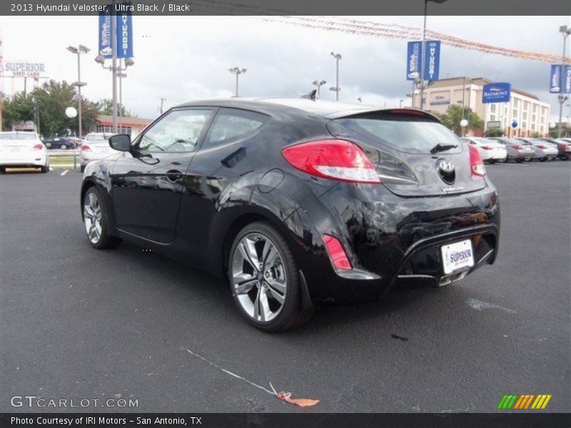 Ultra Black / Black 2013 Hyundai Veloster