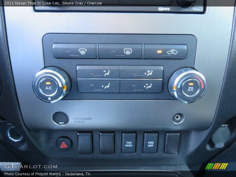 Smoke Gray / Charcoal 2011 Nissan Titan SV Crew Cab