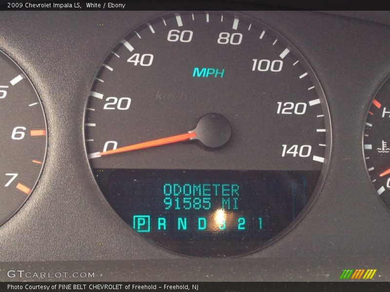 White / Ebony 2009 Chevrolet Impala LS