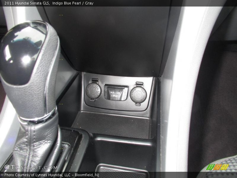 Indigo Blue Pearl / Gray 2011 Hyundai Sonata GLS