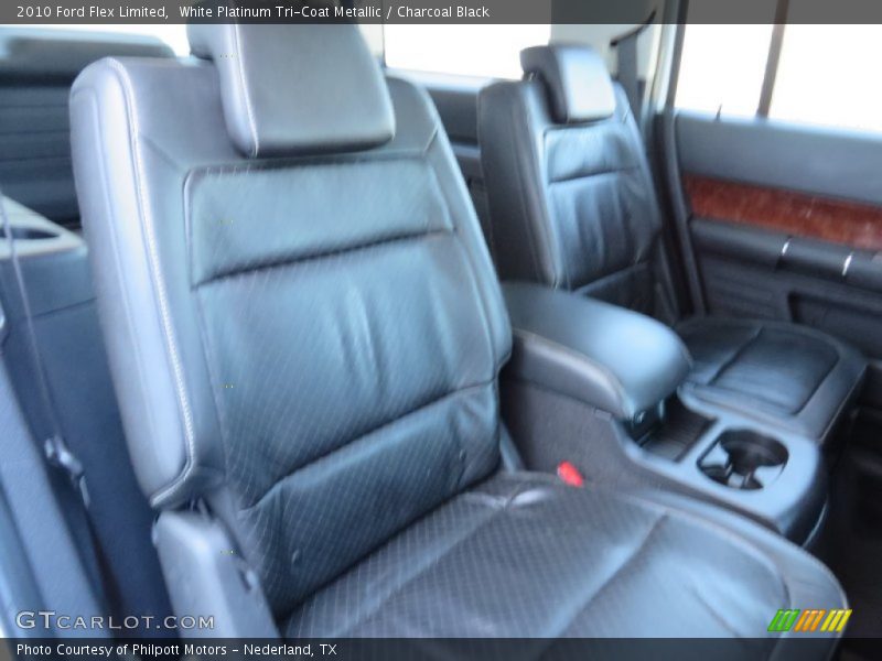 White Platinum Tri-Coat Metallic / Charcoal Black 2010 Ford Flex Limited
