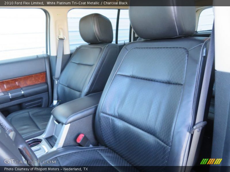 White Platinum Tri-Coat Metallic / Charcoal Black 2010 Ford Flex Limited