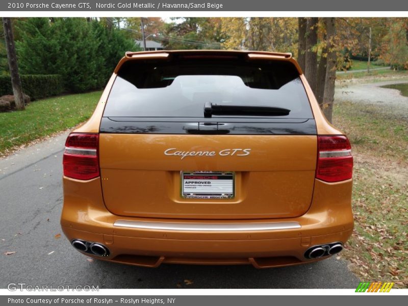 Nordic Gold Metallic / Havanna/Sand Beige 2010 Porsche Cayenne GTS