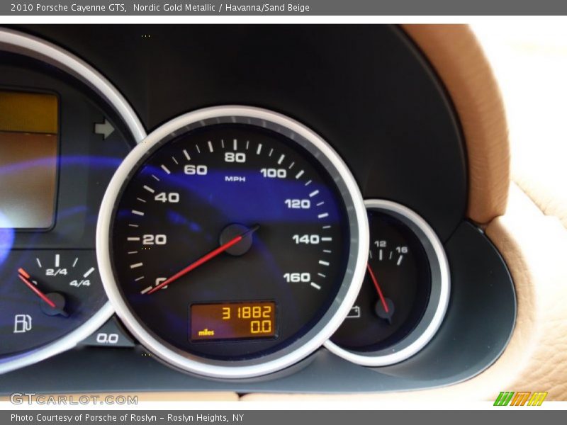 Nordic Gold Metallic / Havanna/Sand Beige 2010 Porsche Cayenne GTS