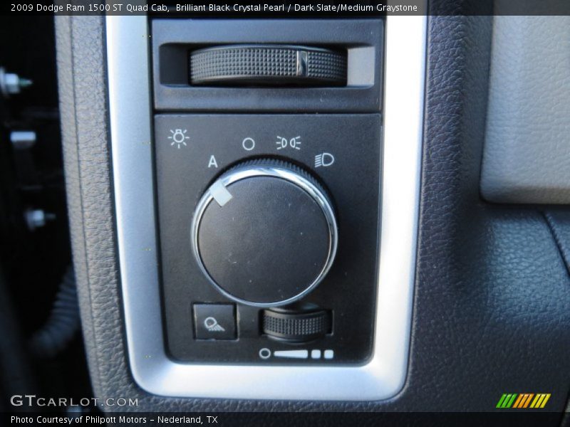 Brilliant Black Crystal Pearl / Dark Slate/Medium Graystone 2009 Dodge Ram 1500 ST Quad Cab