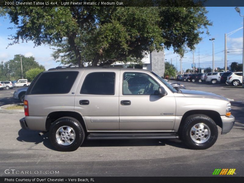 Light Pewter Metallic / Medium Oak 2000 Chevrolet Tahoe LS 4x4