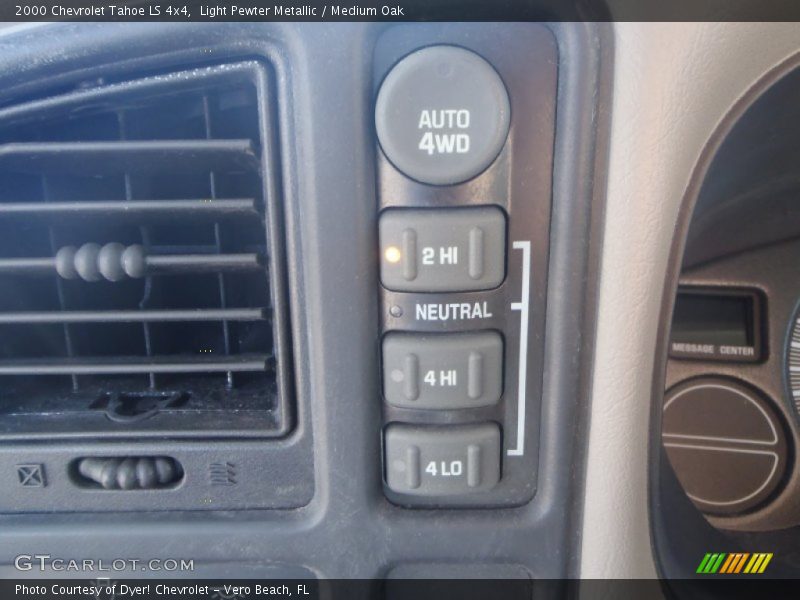 Light Pewter Metallic / Medium Oak 2000 Chevrolet Tahoe LS 4x4