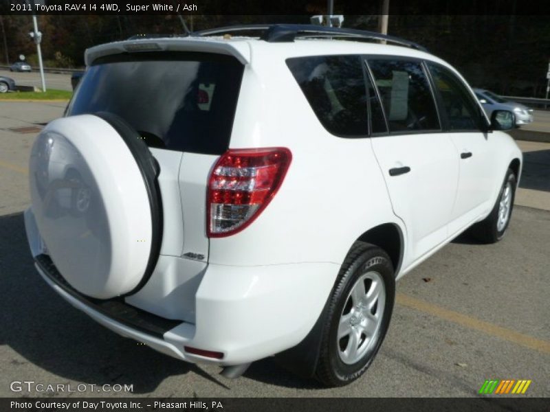 Super White / Ash 2011 Toyota RAV4 I4 4WD
