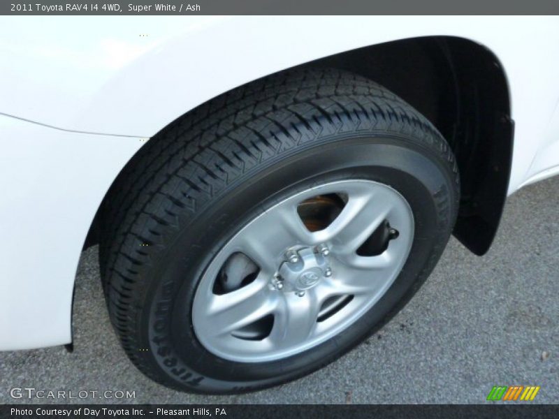 Super White / Ash 2011 Toyota RAV4 I4 4WD