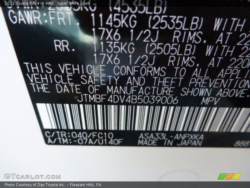 Super White / Ash 2011 Toyota RAV4 I4 4WD