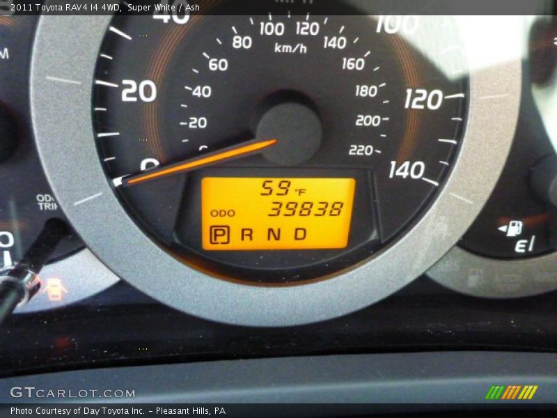 Super White / Ash 2011 Toyota RAV4 I4 4WD