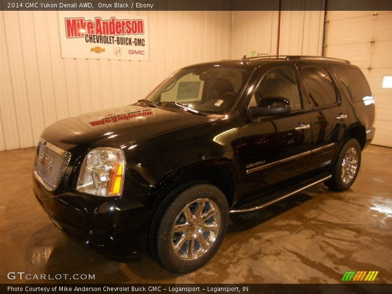 Onyx Black / Ebony 2014 GMC Yukon Denali AWD